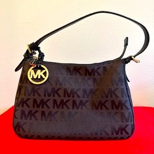 Michael Kors Women’s Black Color Shoulder Handbag/Purse